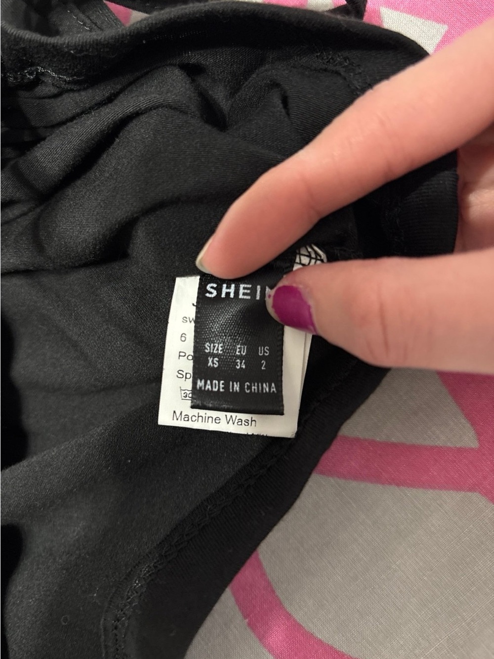 SHEIN Black Ruched Drawstring Crop Top - Picture 2 of 3
